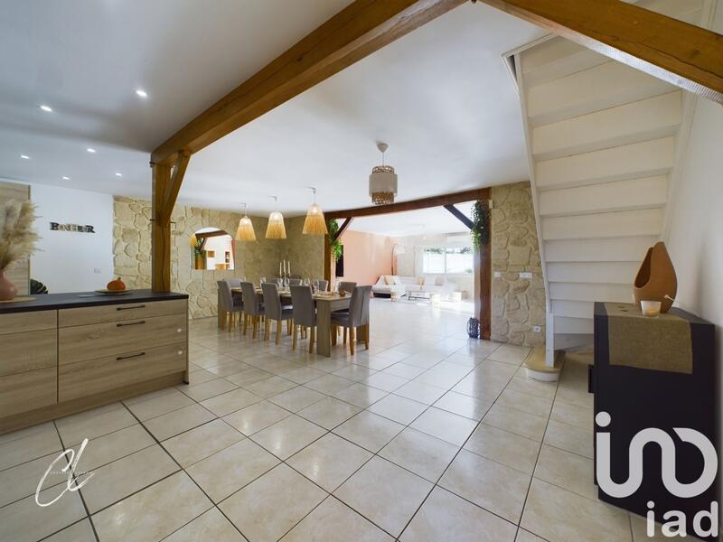 Maison - 190 m² - 7 pièces