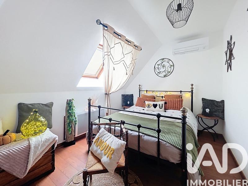 Maison - 102 m² - 5 pièces