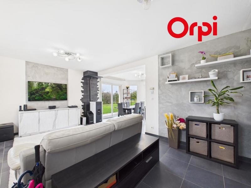 Maison - 102 m² - 5 pièces