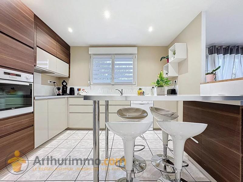 Maison - 96 m² - 5 pièces