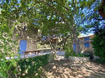 Mas - 478 m² - 15 pièces