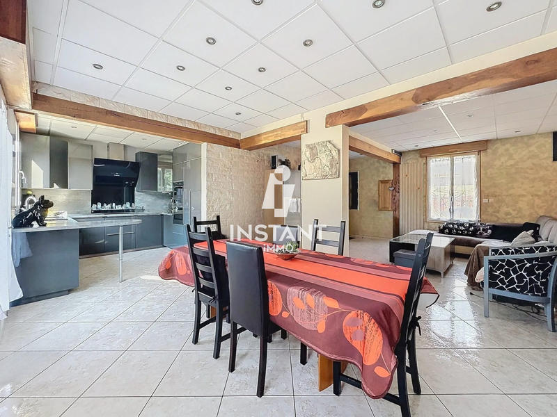 Maison - 106 m² - 5 pièces