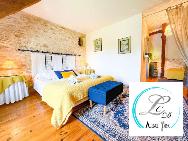 Maison ancienne - 440 m² - 14 pièces