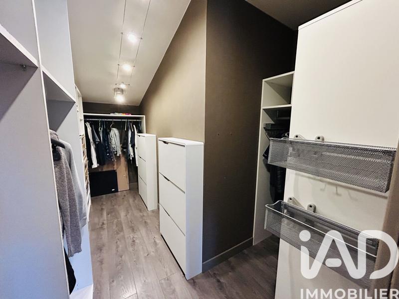 Maison - 186 m² - 6 pièces