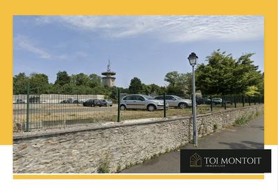 Parking / Garage - 12 m²