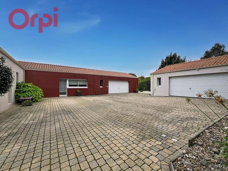 Villa - 225 m² - 5 pièces