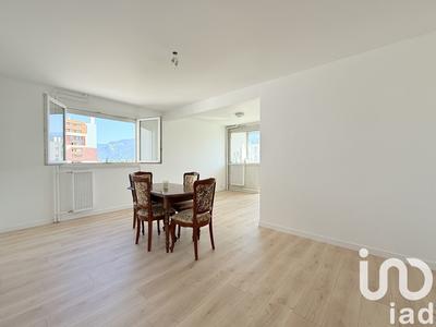 Appartement - 87 m² - 4 pièces