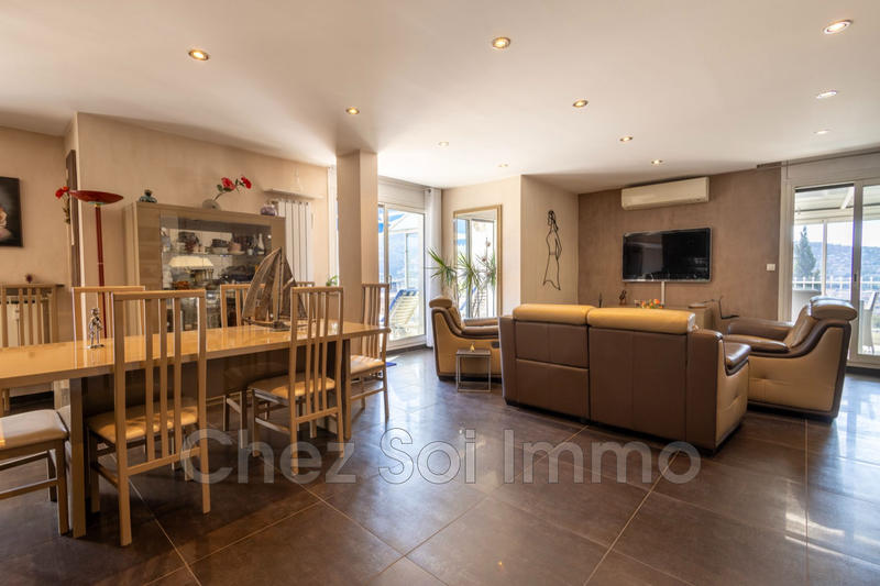 Appartement - 112 m² - 4 pièces