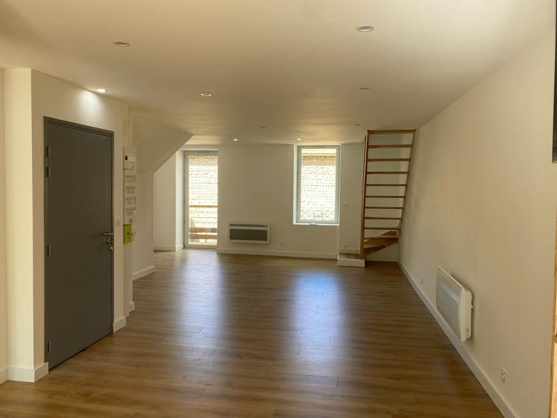 Appartement - 81 m² - 3 pièces