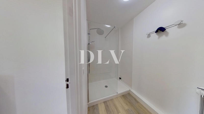 Appartement - 72 m² - 5 pièces