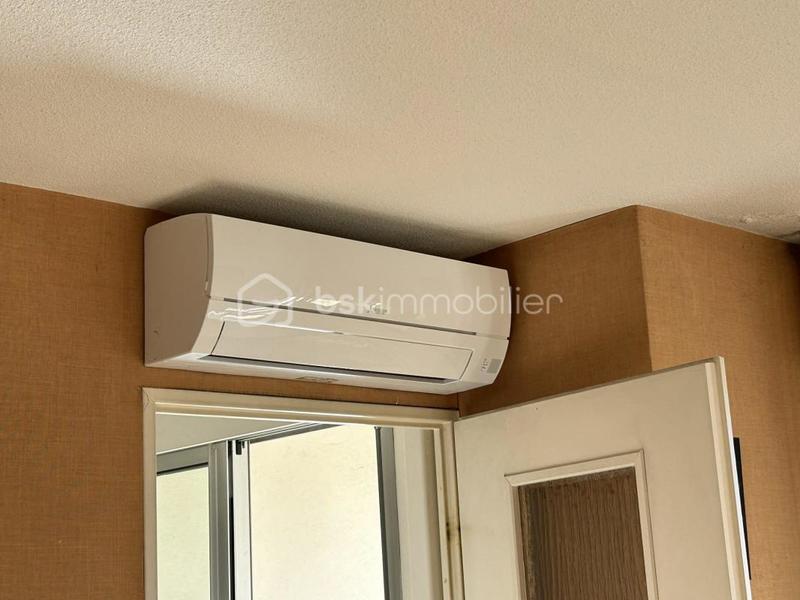 Studio - 28 m² - 1 pièce