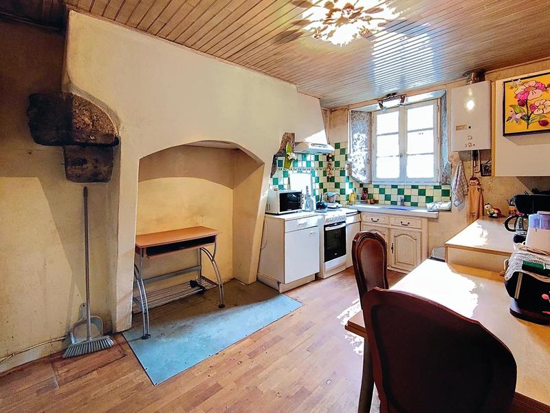 Maison - 98 m² - 6 pièces