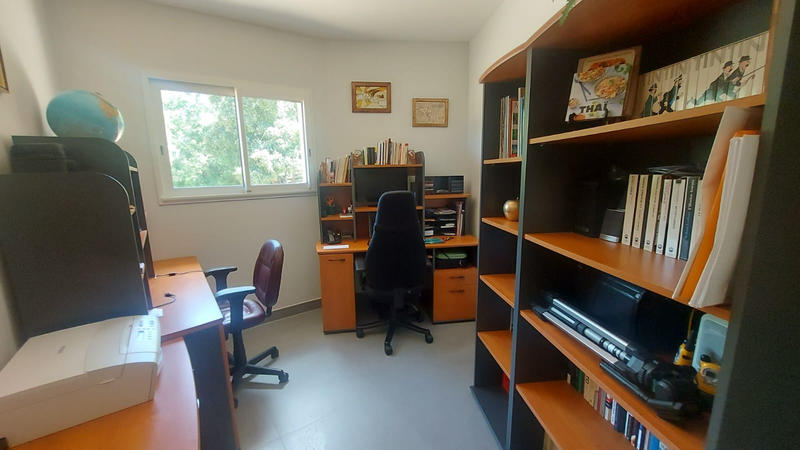 Propriété - 190 m² - 6 pièces