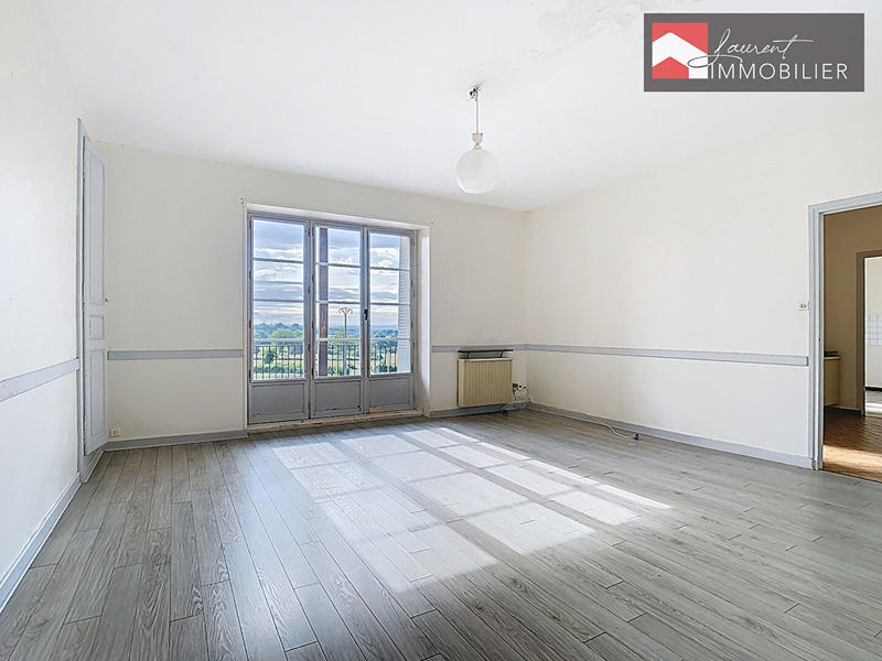 Maison - 187 m² - 7 pièces