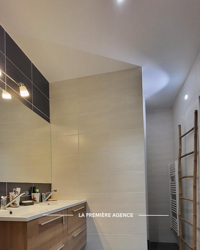 Maison - 105 m² - 4 pièces