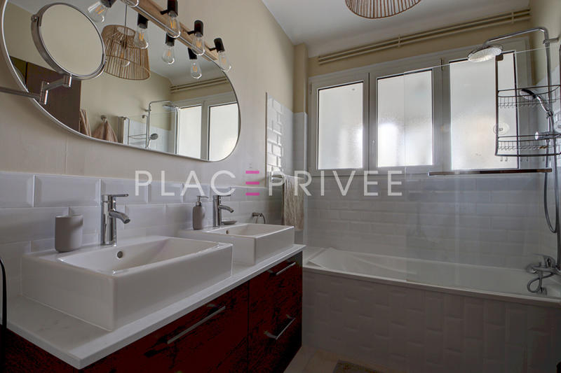 Appartement - 122 m² - 5 pièces