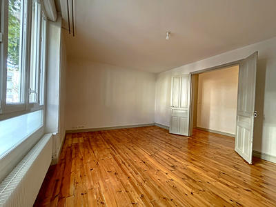 Appartement - 110 m² - 4 pièces