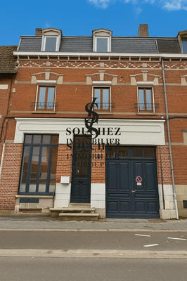 Maison - 250 m² - 8 pièces