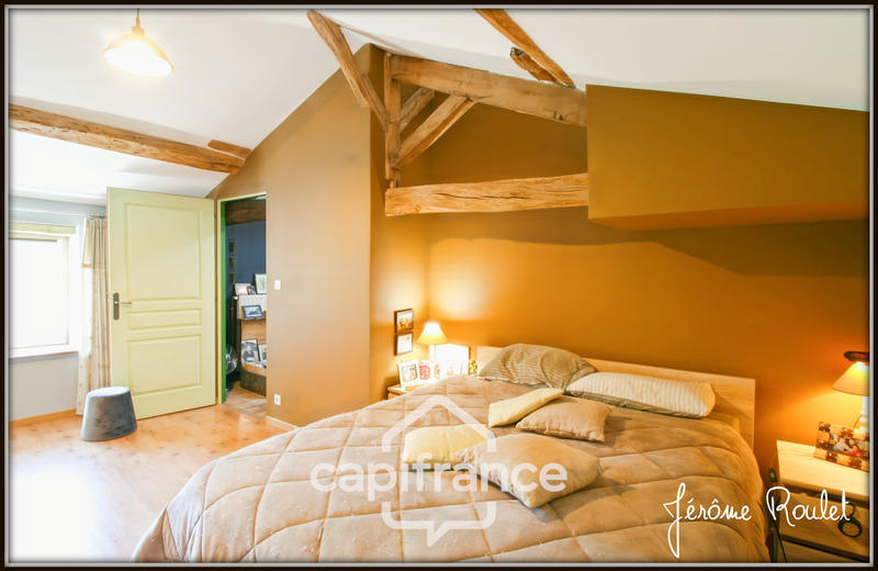 Maison en pierre - 170 m² - 6 pièces