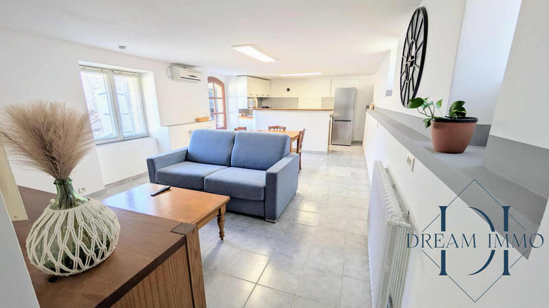 Maison - 276 m² - 7 pièces