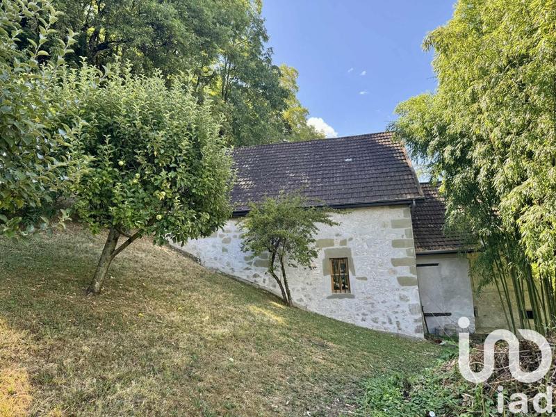 Maison - 257 m² - 9 pièces