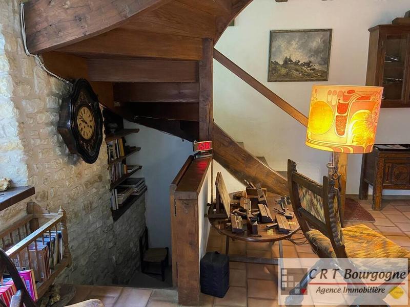 Maison - 250 m² - 9 pièces