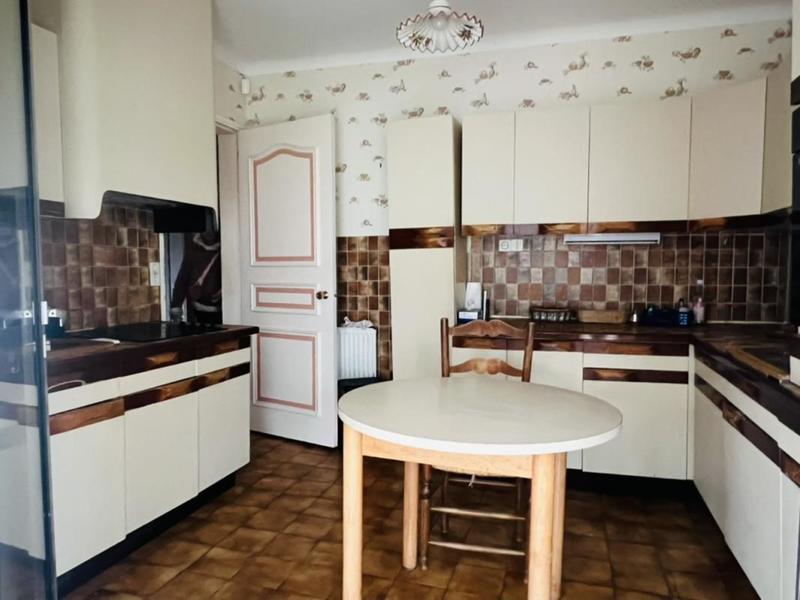 Pavillon - 132 m² - 7 pièces