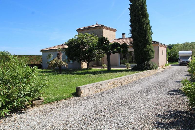 Maison - 165 m² - 6 pièces