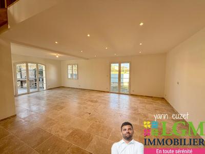 Maison - 159 m² - 7 pièces