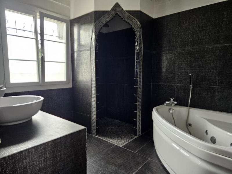 Villa - 85 m² - 3 pièces