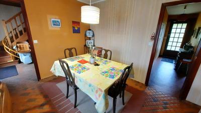 Maison - 104 m² - 4 pièces