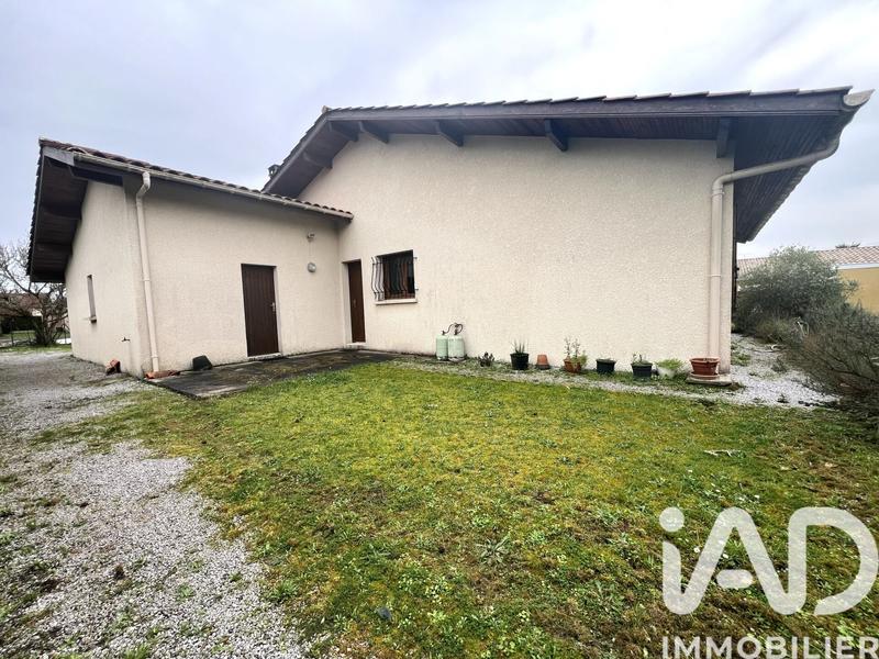 Maison - 90 m² - 3 pièces