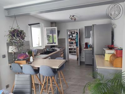 Maison - 100 m² - 5 pièces