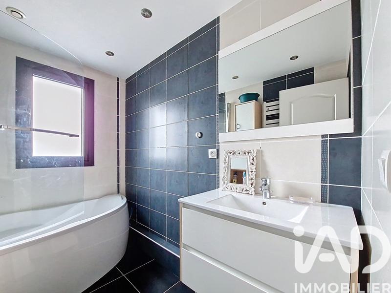 Maison - 88 m² - 4 pièces