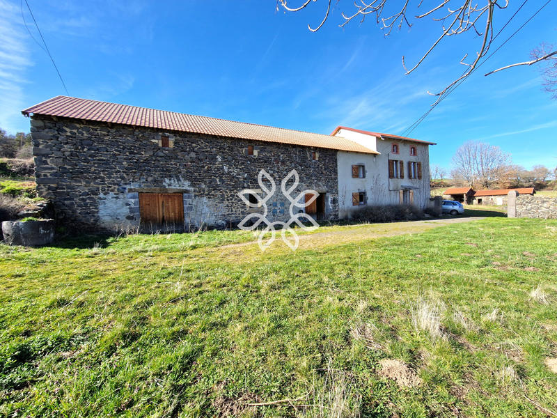 Maison - 110 m² - 7 pièces