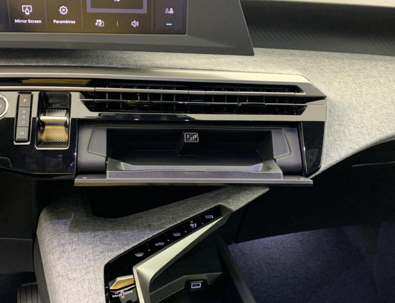 Peugeot 3008 Hybrid 145 e-Dcs6 Allure