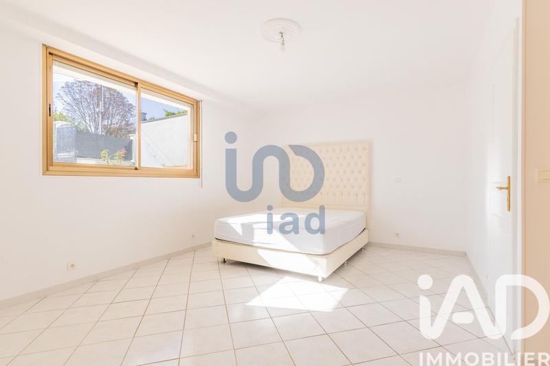 Maison - 180 m² - 6 pièces