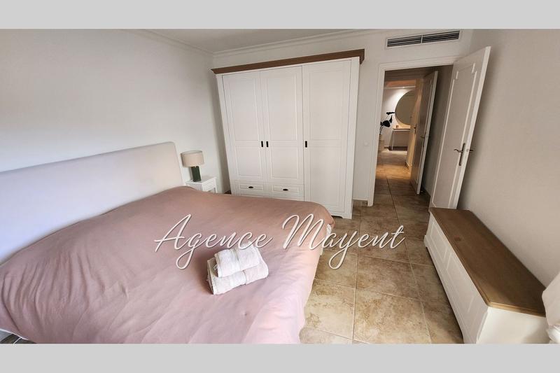 Appartement - 86 m² - 3 pièces