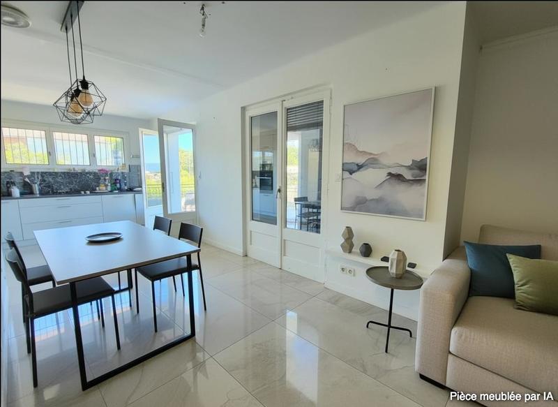 Maison traditionnelle - 145 m² - 6 pièces