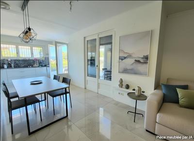 Maison traditionnelle - 145 m² - 6 pièces