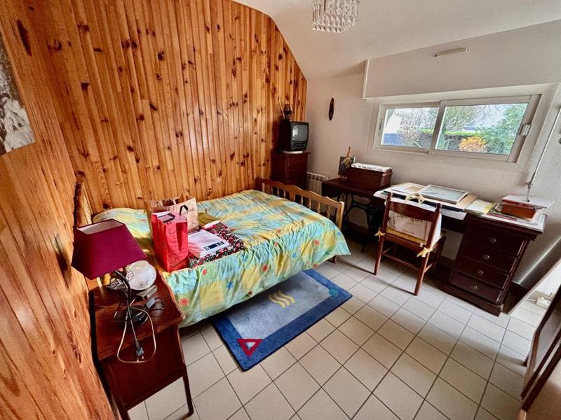 Pavillon - 150 m² - 7 pièces