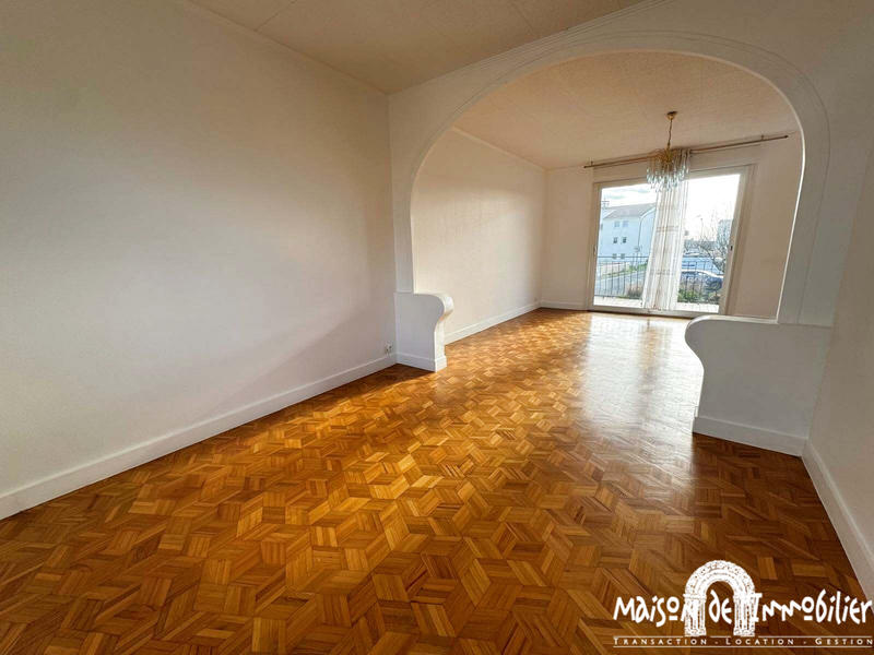 Maison - 107 m² - 5 pièces