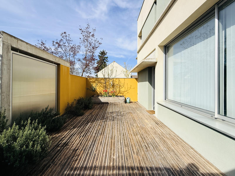 Maison - 97 m² - 5 pièces