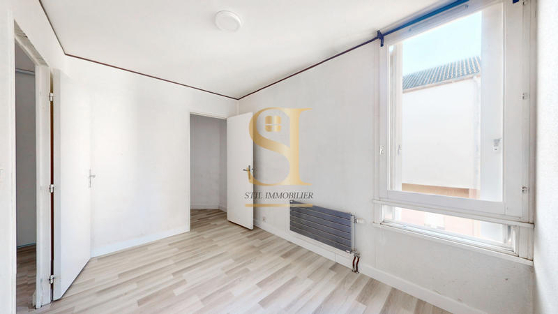 Appartement - 92 m² - 5 pièces