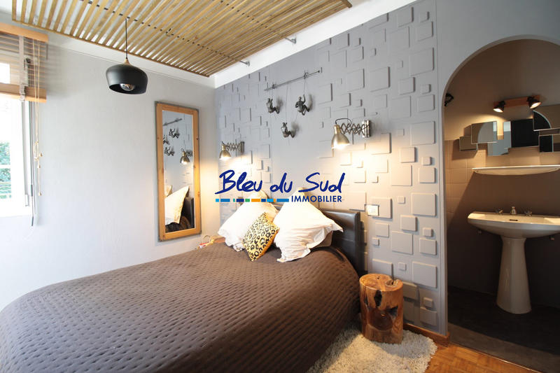 Villa - 275 m² - 7 pièces