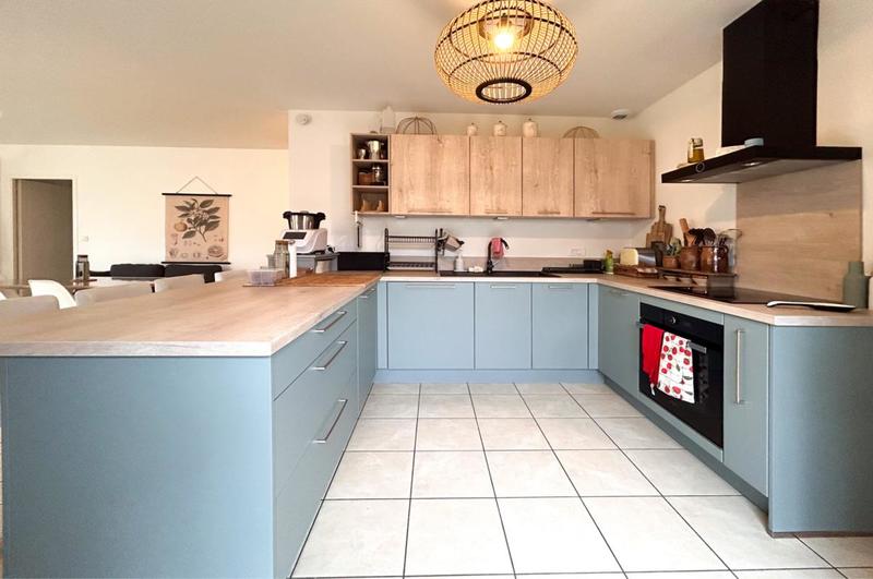 Maison - 90 m² - 4 pièces