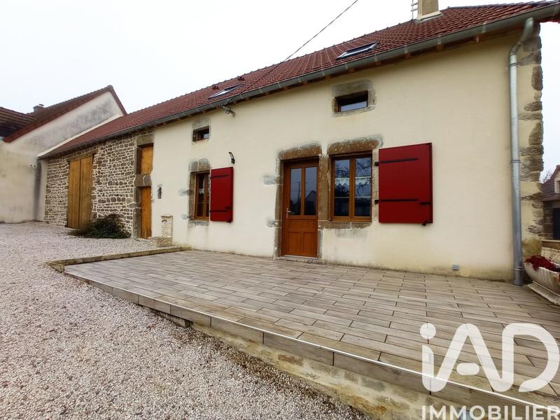 Maison de village - 92 m² - 4 pièces
