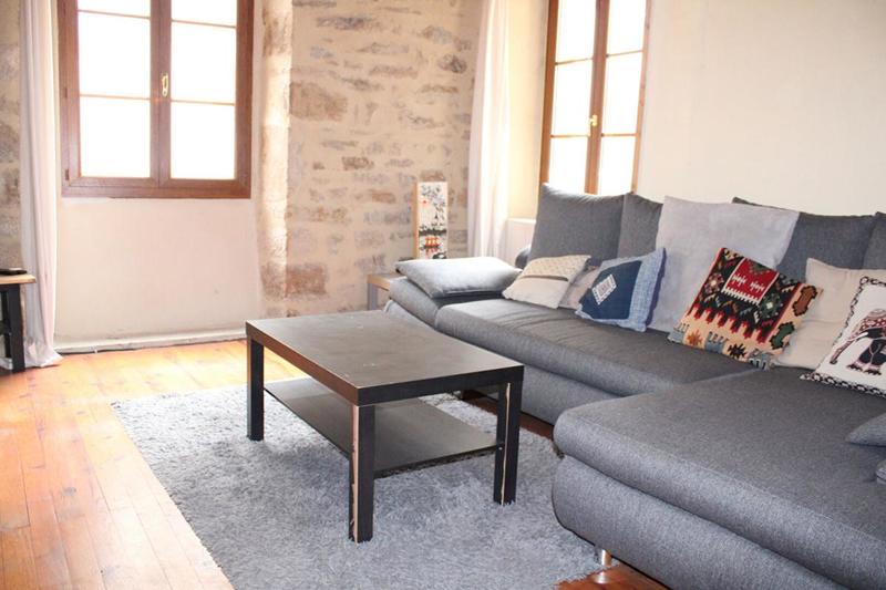 Maison - 200 m² - 11 pièces