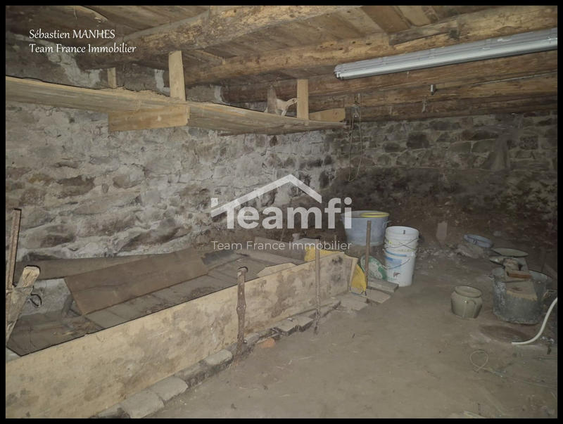 Maison - 90 m² - 6 pièces