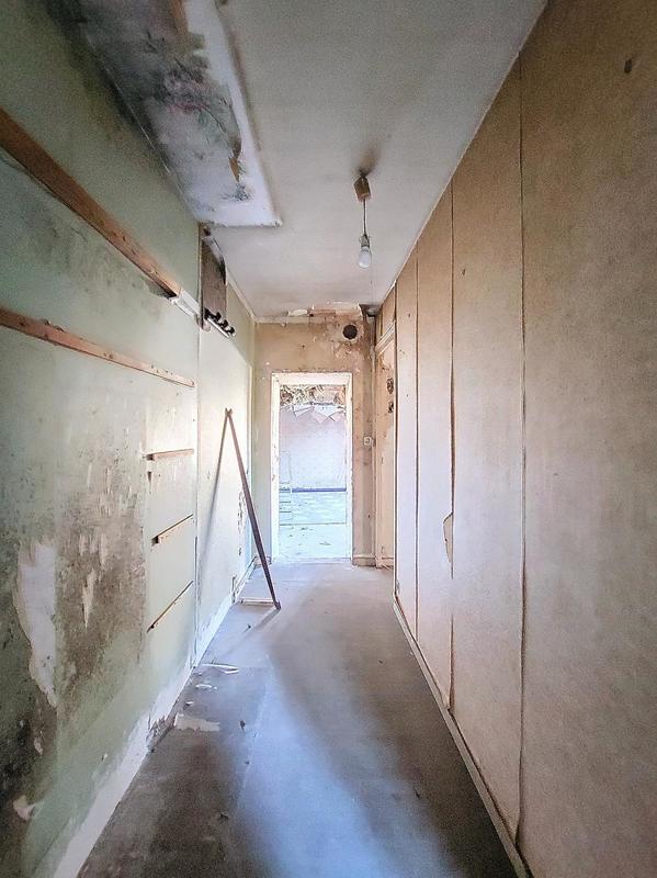 Maison - 180 m² - 5 pièces